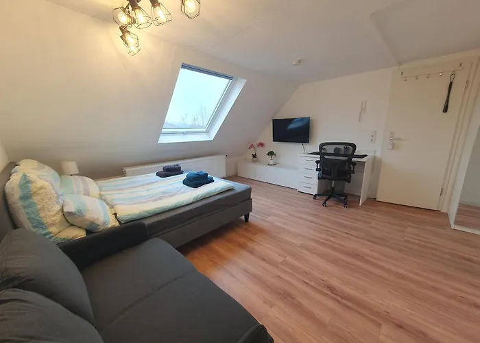 Gemuetliche Zentrale 1zimmer-dg-wohnung In Mühlacker